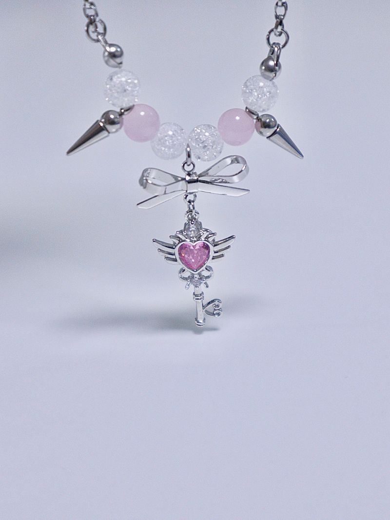 kitsch heart key cubic necklace