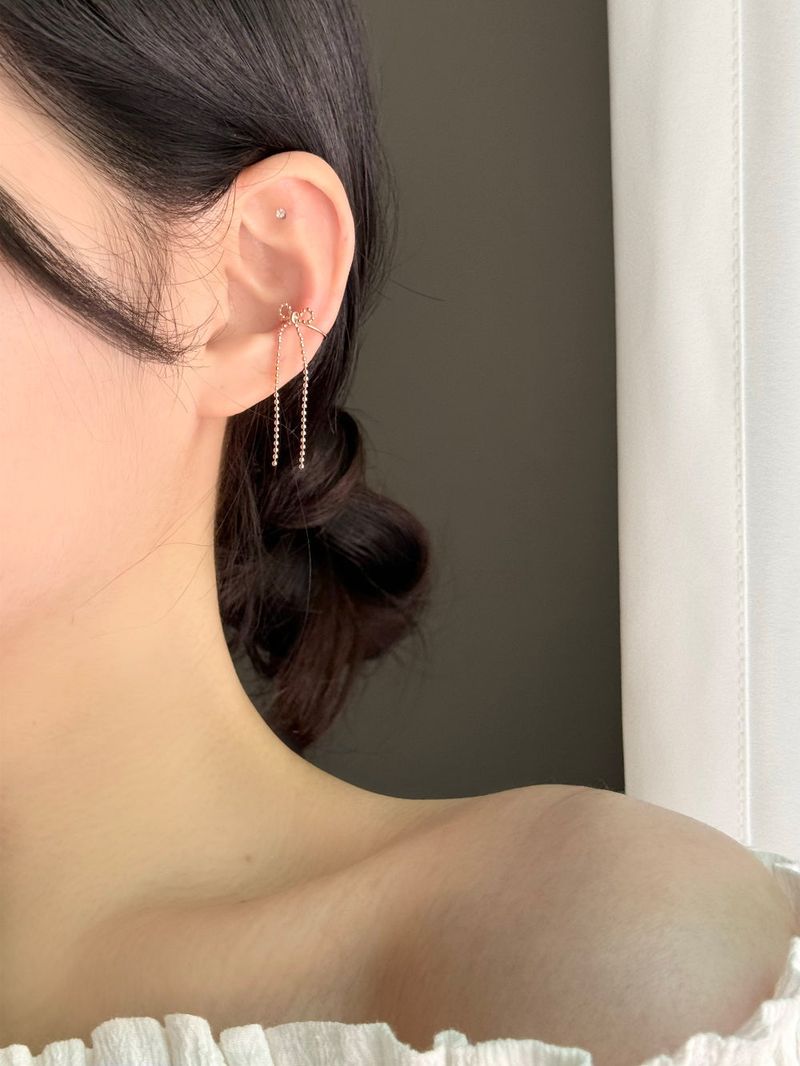 Drop ribbon ear cuff / 3 colors / Ballet core lovely