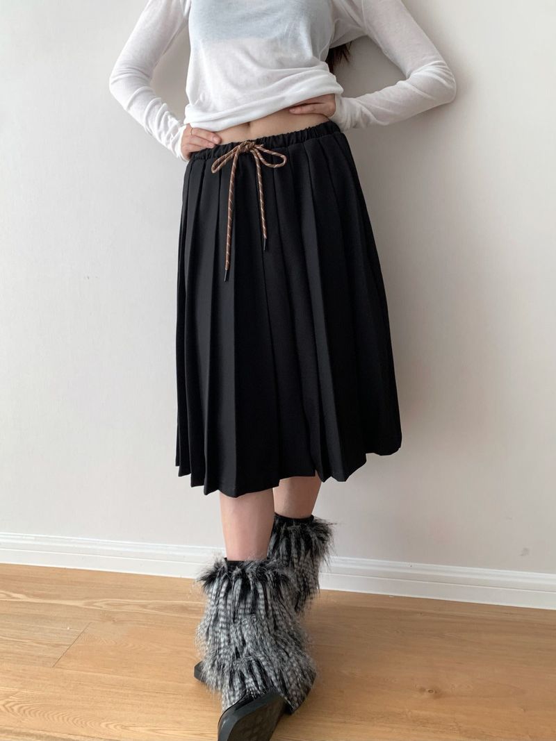 Academy Midi Pleats Banded Waist Skirt