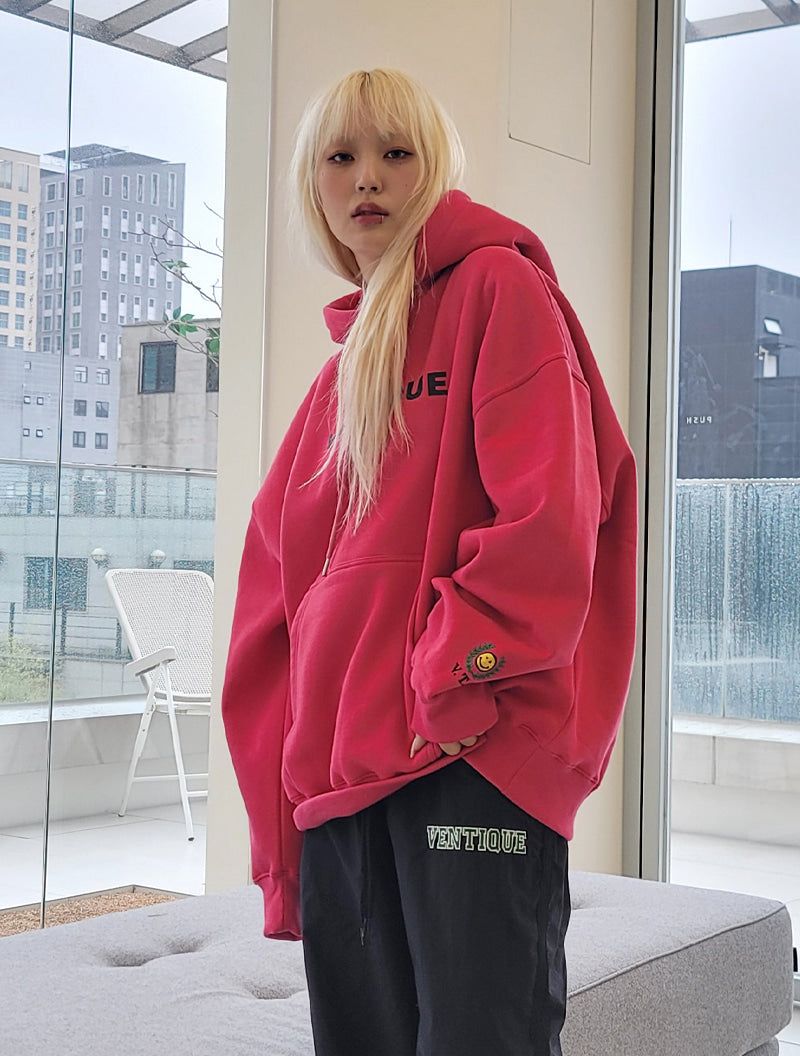 VENTIQUE(ベンティーク)の「VENTIQUE Smile foam fleece hood 5color(Tops)」