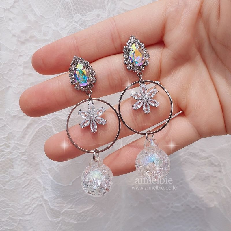 Icy Bloom Earring - Rainbow (Han Hyojoo Earring)