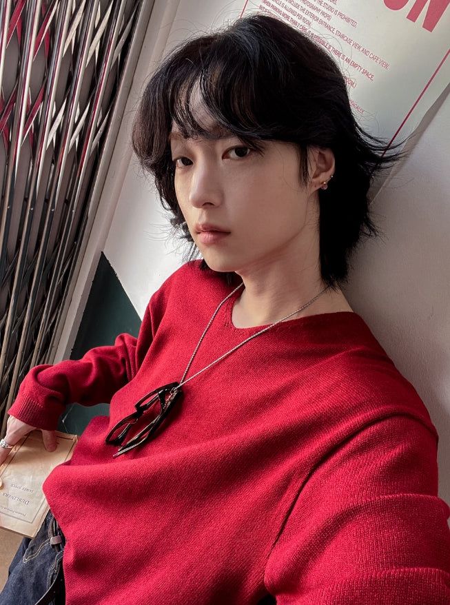 Modi loose fit v-neck knit
