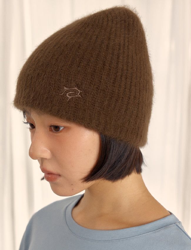 HAIRY KNIT BEANIE (BROWN)
