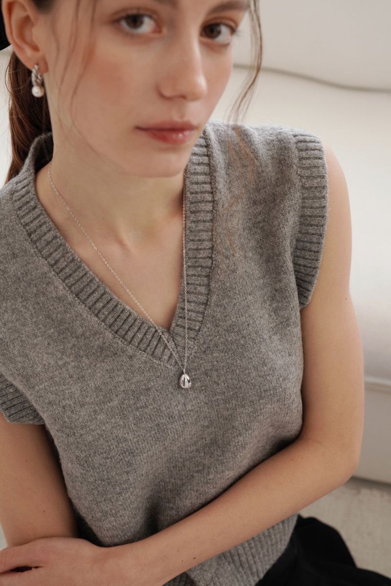 Classic Pebble Necklace