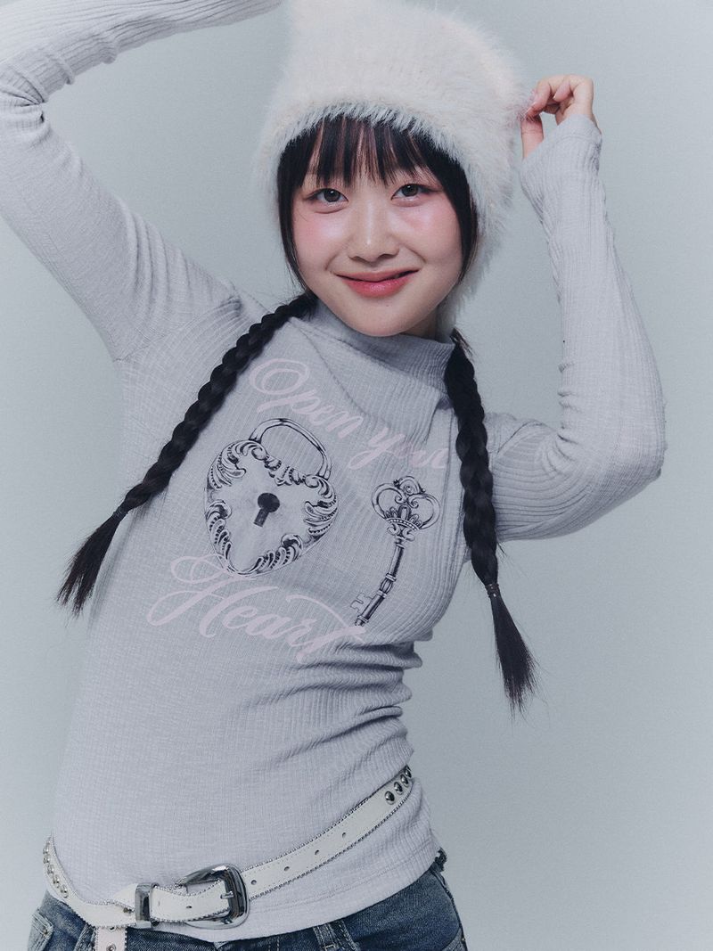OPEN YOUR HEART TURTLENECK T-SHIRT - GRAY