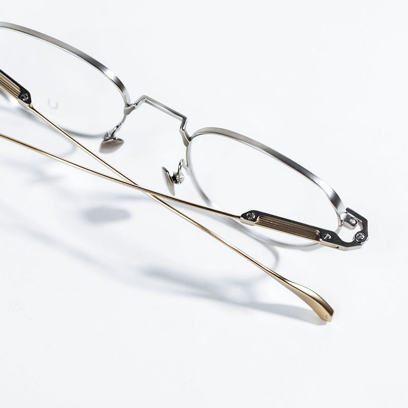 Knouun Round titanium glasses CODE. 102. B Silver N Gold