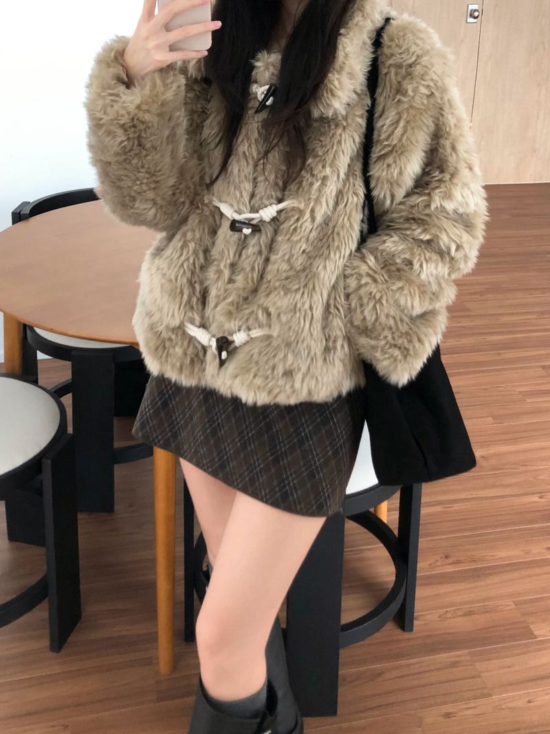 Claude Fur Jacket (2 colors)