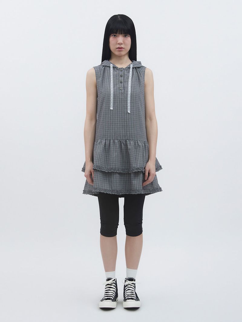 TUOMIO（トゥオミオ）の「CHECK MINI HOODED DRESS [BLACK]（Dresses）」