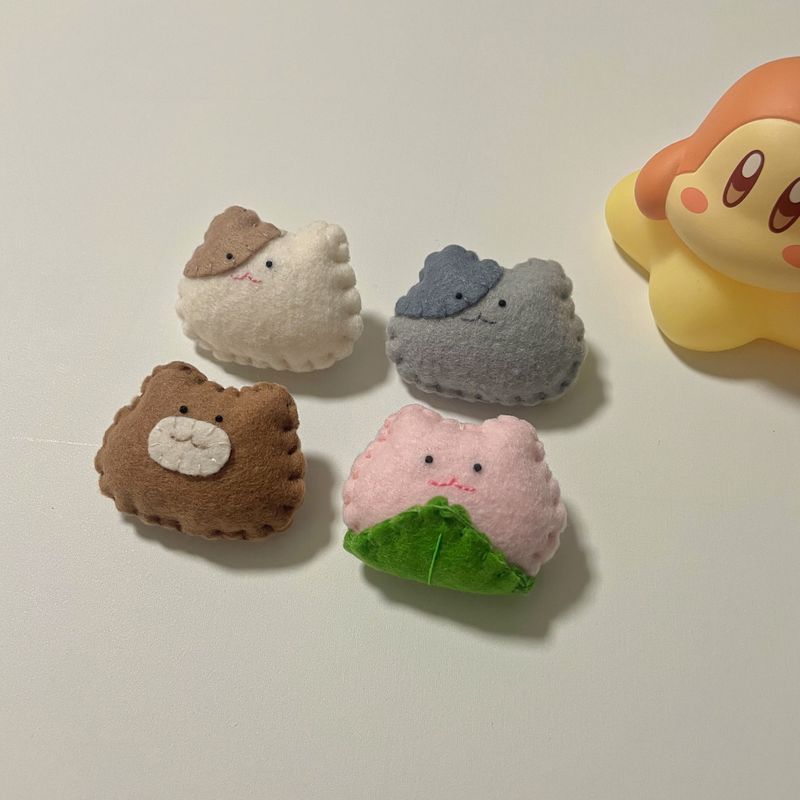 [MADE] Hamster Mochi Chocolate Milk Key ring