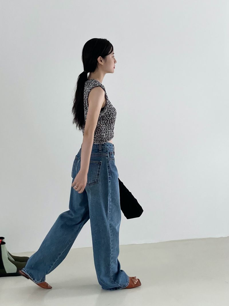 French mix crop knit vest