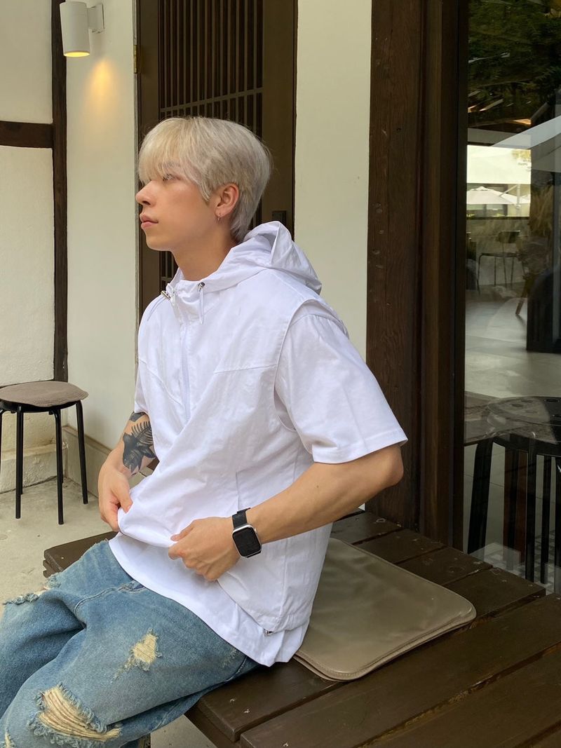 Cap Hooded Nylon Vest 4C