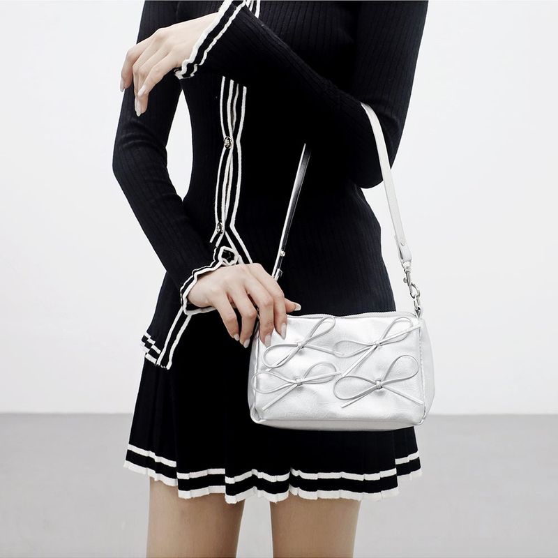 Shunny Ribbon Hobo Bag
