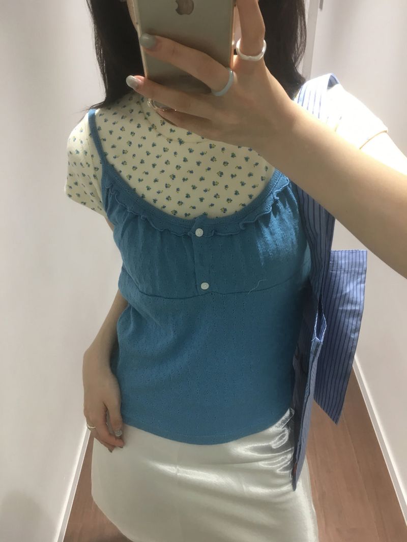 French punched button sleeveless top (4color)