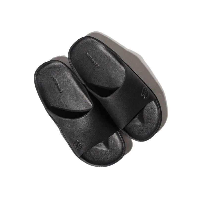 Patrobas Ease Black Sandals