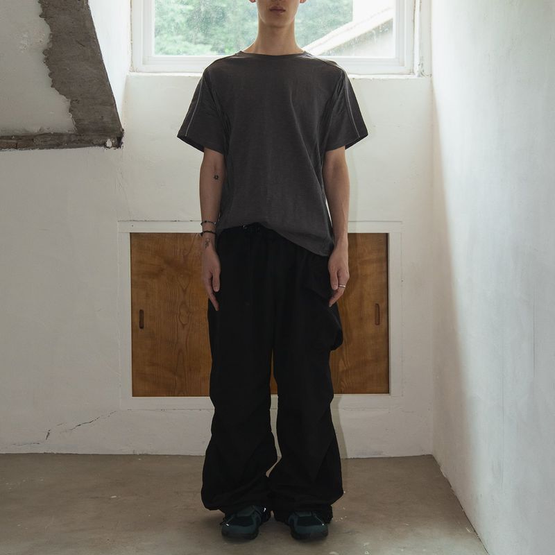 Packable parachute cargo pants / Black