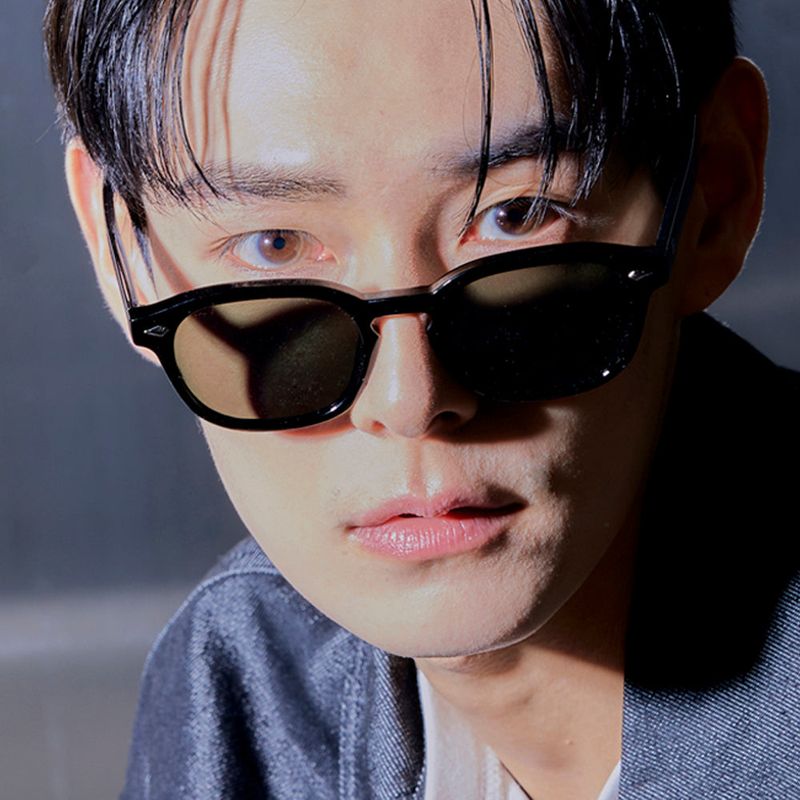 Juke Black / Kelly Green UV Lens