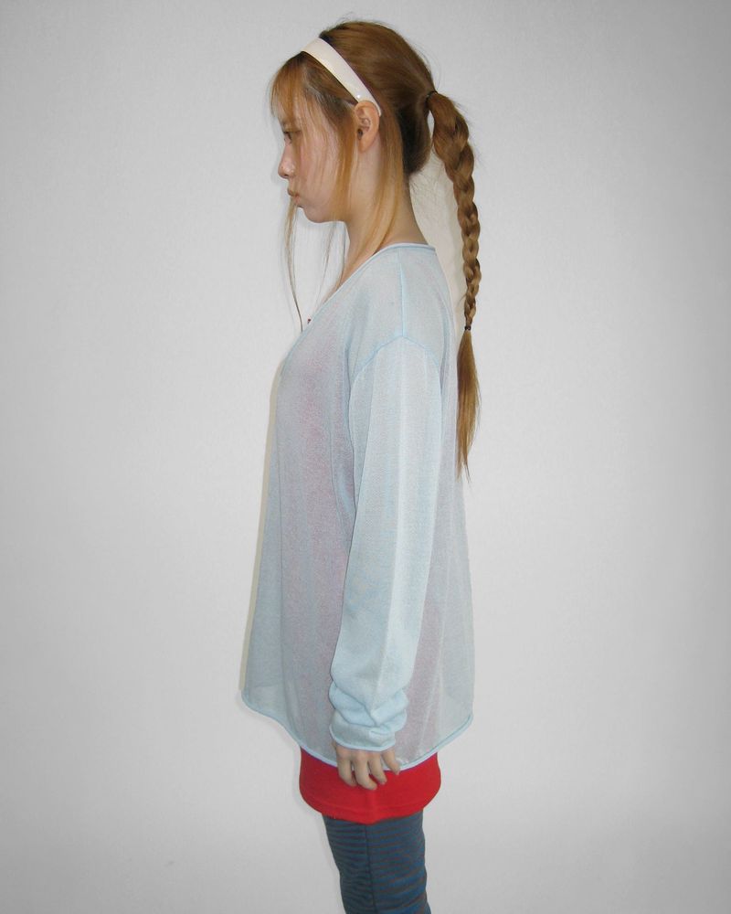 AIRY SUMMER V-NECK KNIT