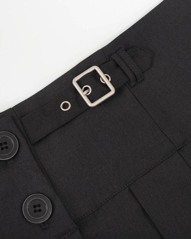 Buckle Pleated Mini Skirt Black