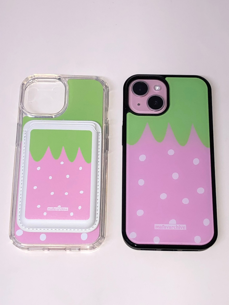 MAFAVARCHIVE(マイフェイブアーカイブ)の「strawberry glass case(Smartphone Accessories)」