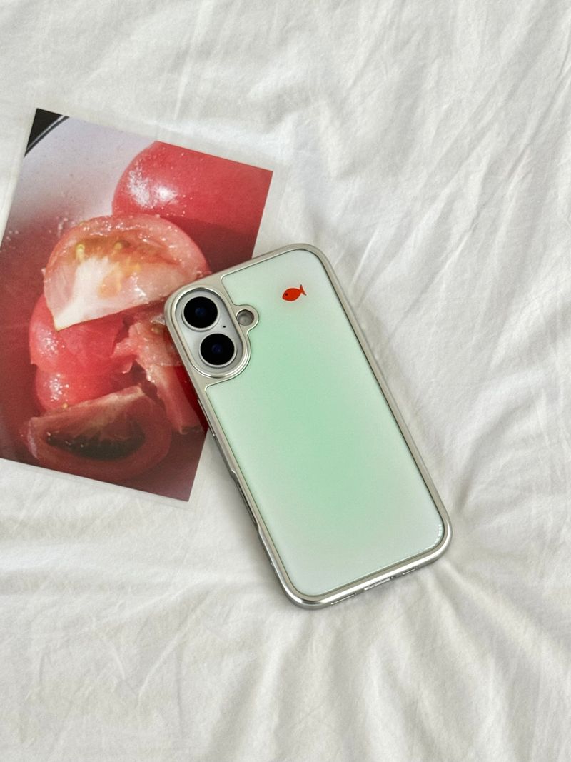 MINT GOLDFISH Silver Epoxy Case