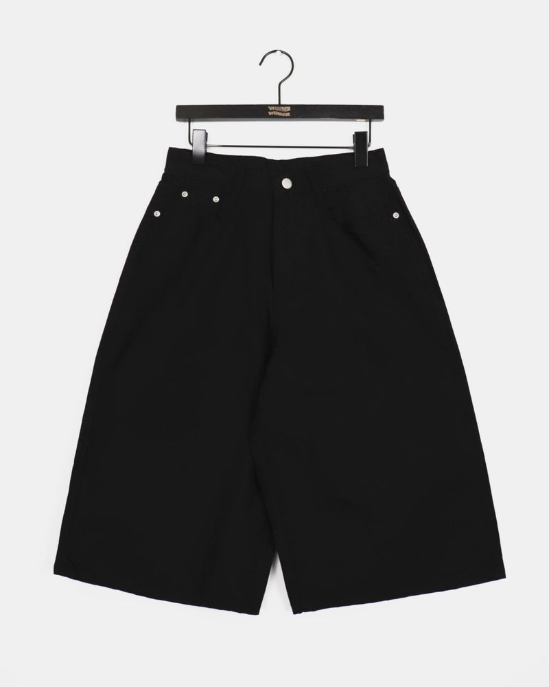 Cruee 3/4 Length Bermuda Pants