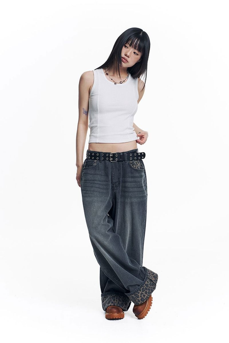 Leopard Cross Patch Roll-Up Denim Pants - Black