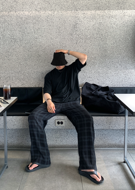 Kuiper Turkic Check Pattern Wide Fit Pants