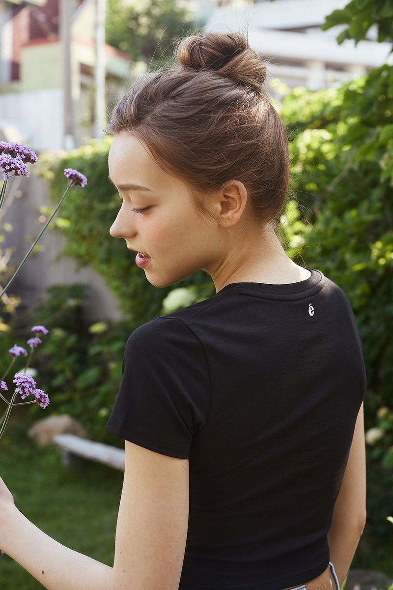 ROUND LOGO CROP T-SHIRTS_2COLORS