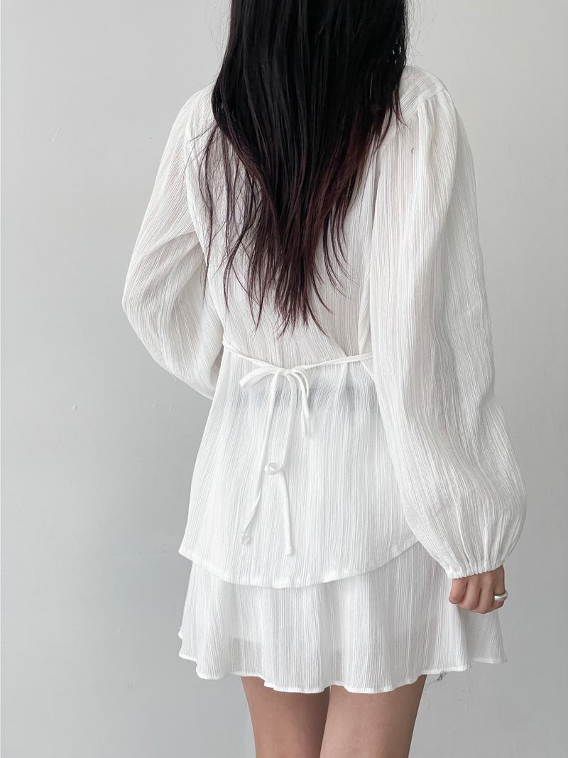 opening button blouse