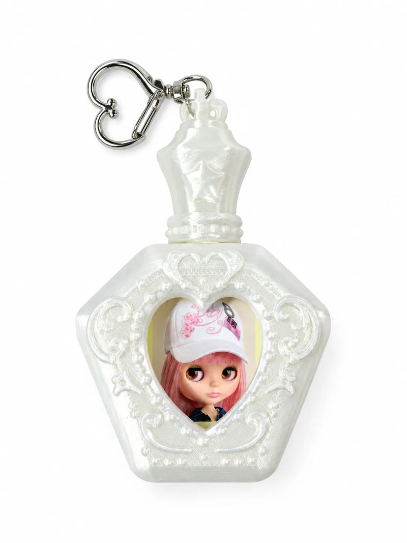 perfume id photo keyring