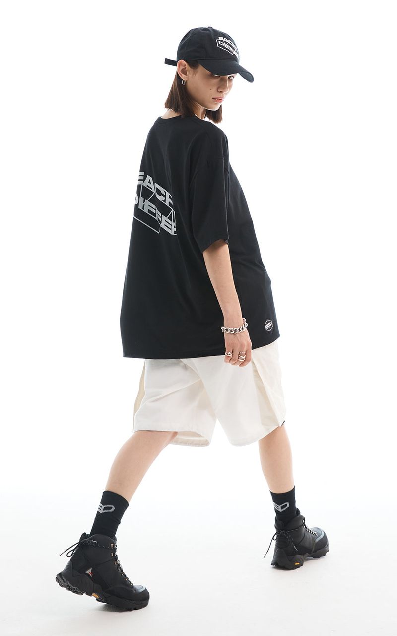 EACH DIFFER(イーチディファー)の「REFLECTIVE OVER SIZE T-SHIRT_BLACK(Tops)」