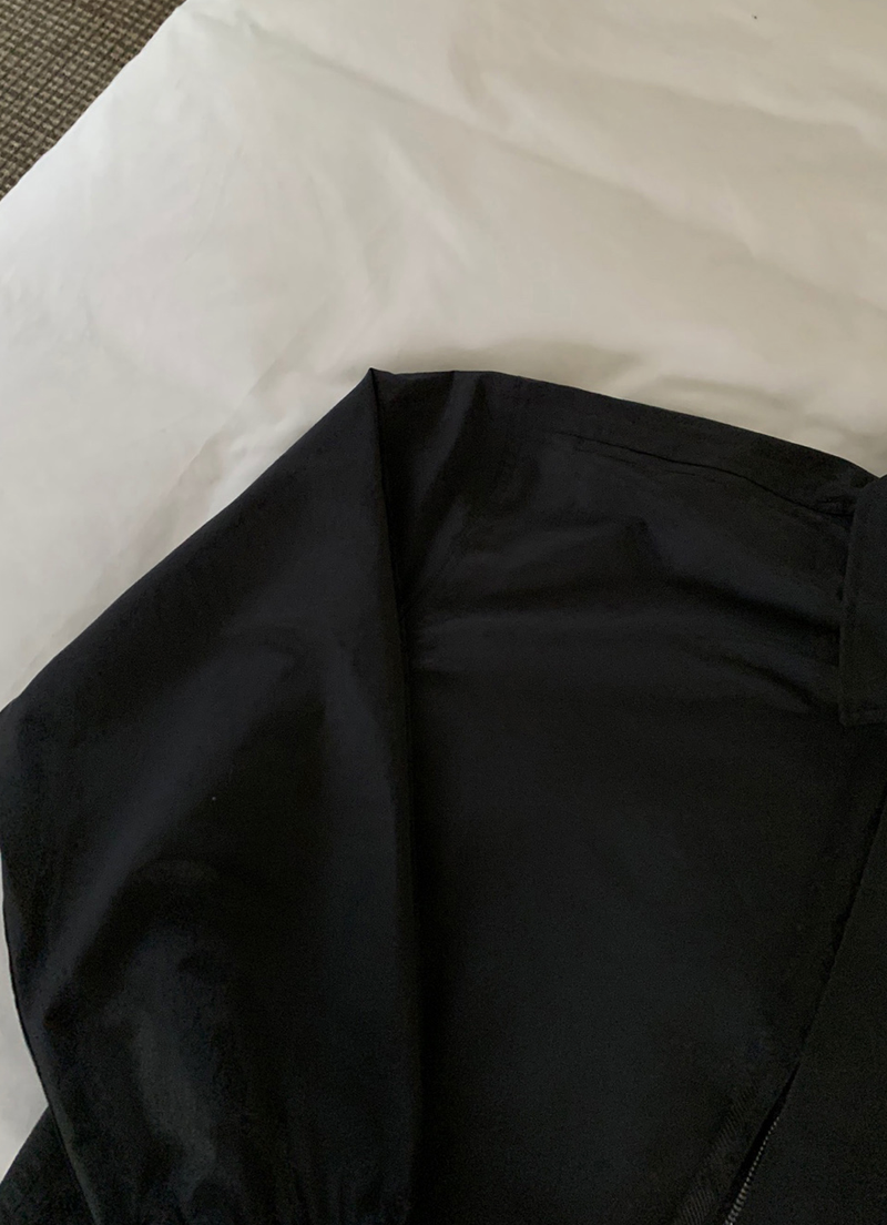 Nus. YEI Kara Windbreak Jacket