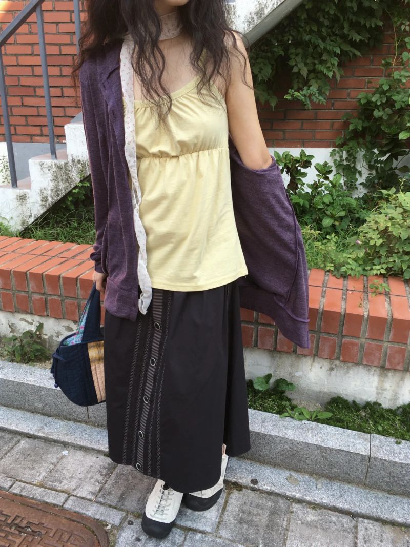 エンブロイダリー ボタン スカート