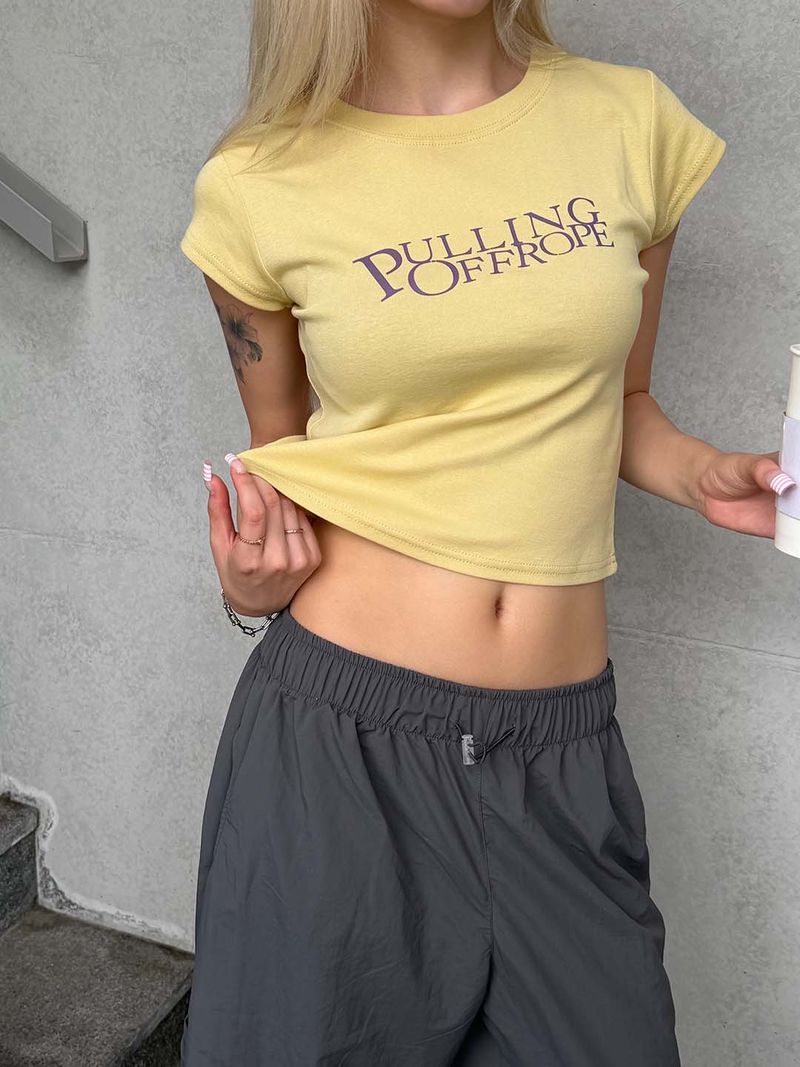 MUZESEOUL(ミューズソウル)の「Rope lettering crop t-shirts(3color)(Tops)」