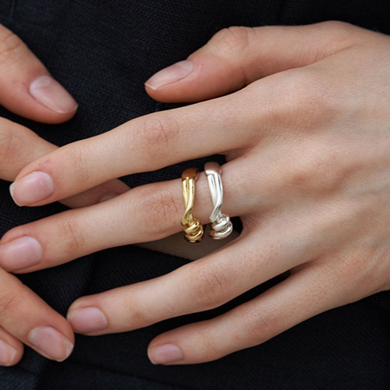 EVERYDAY KNOT RING (SILVER)