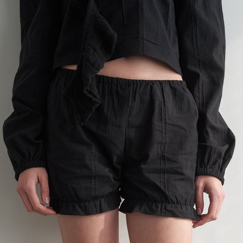 OVT-U（オーブイティーユー）の「Mellow Cotton Bloomer Shorts_Black（Pants）」