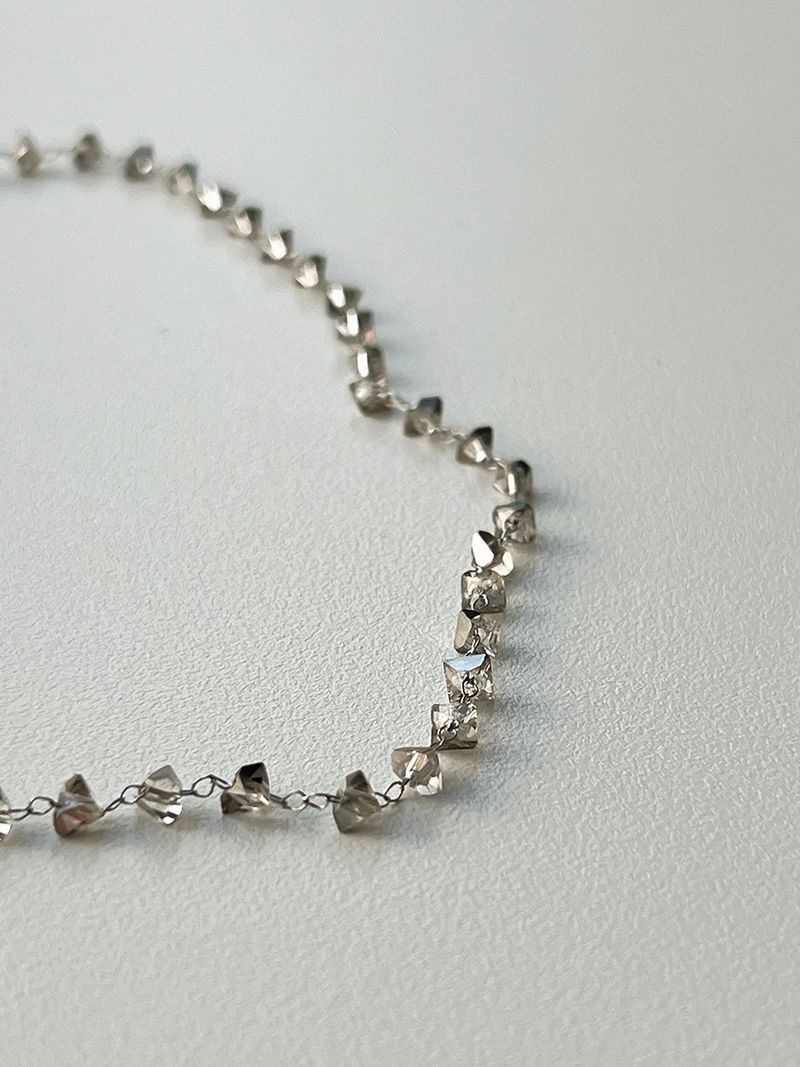 Ice black blue choker