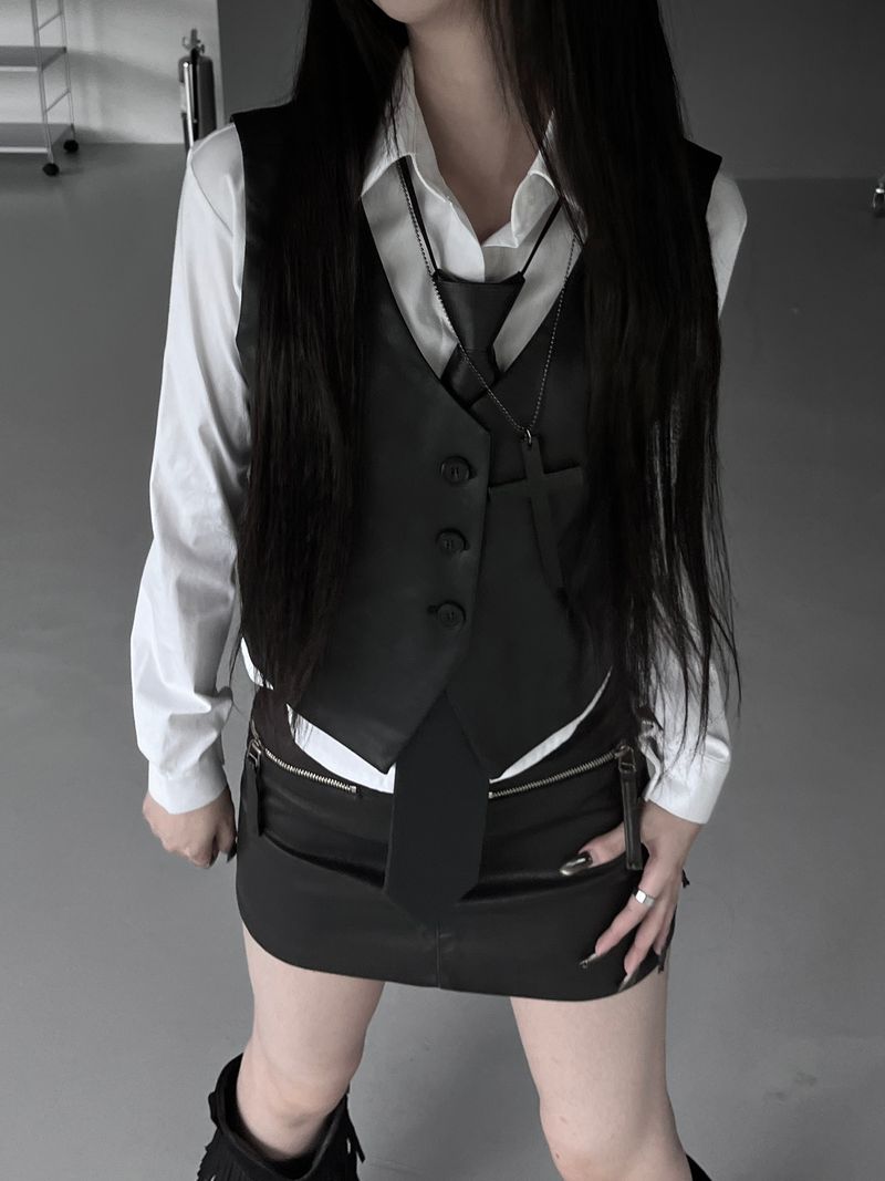 matte chic leather vest