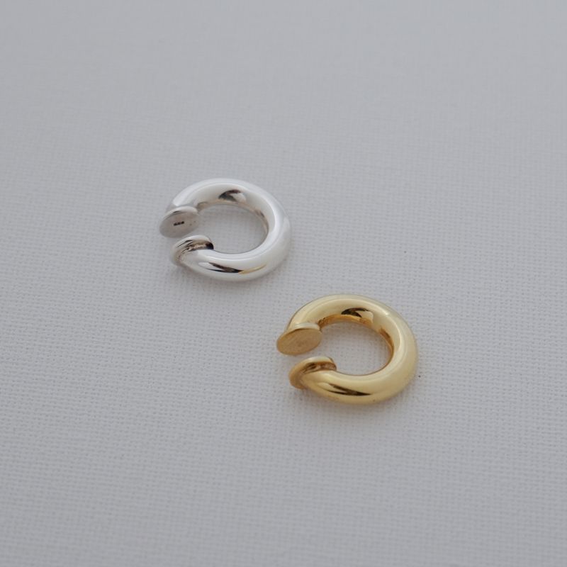 amenudo（アメヌード）の「スイイヤカフミディアム (Silver925)（アクセサリー）」