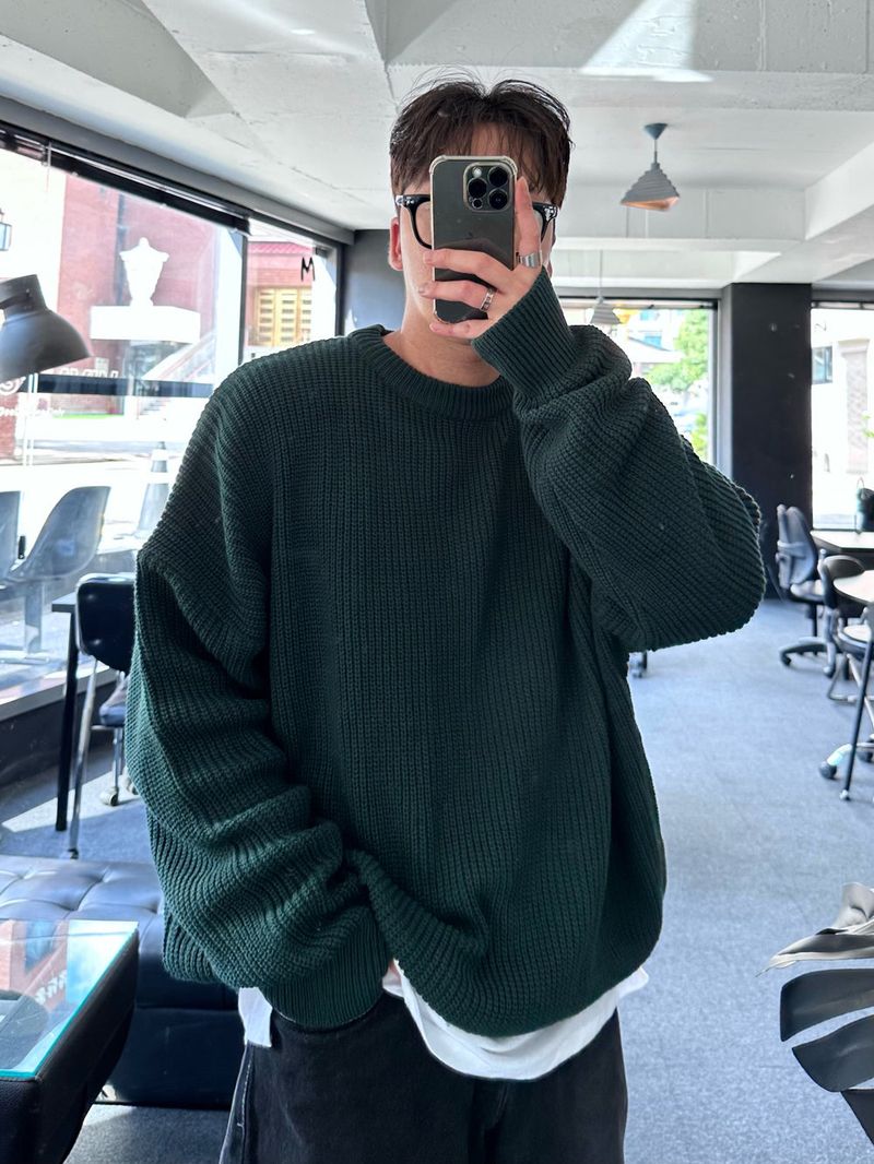 10.candy daily loosefit round knit