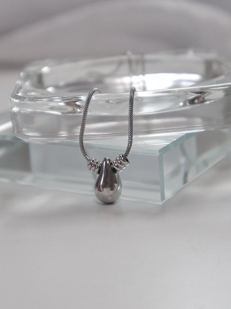 bold water drop necklace