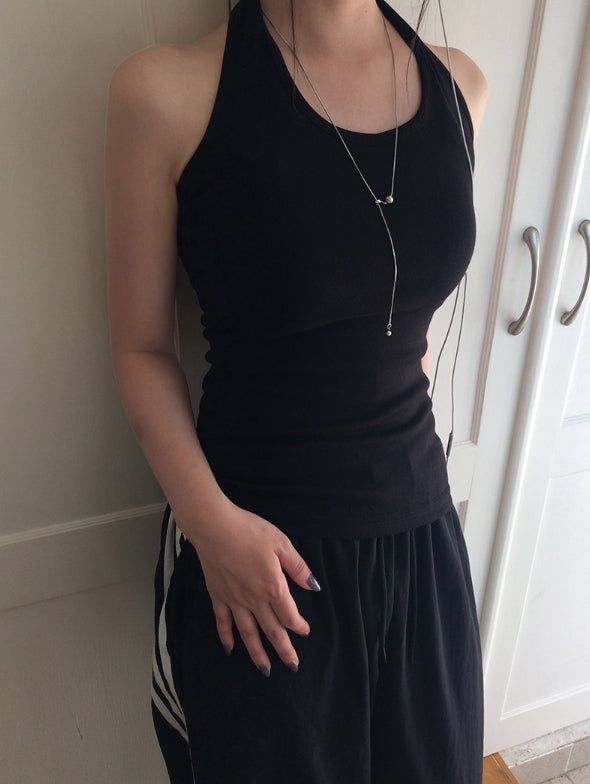 Kure Plain Halter Long Sleeveless