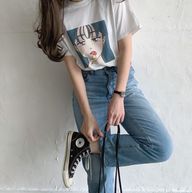 島田つか沙　口紅T-shirt