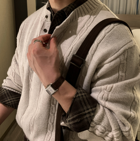 Look & P Henry Neck Button Cable Overfit Knit