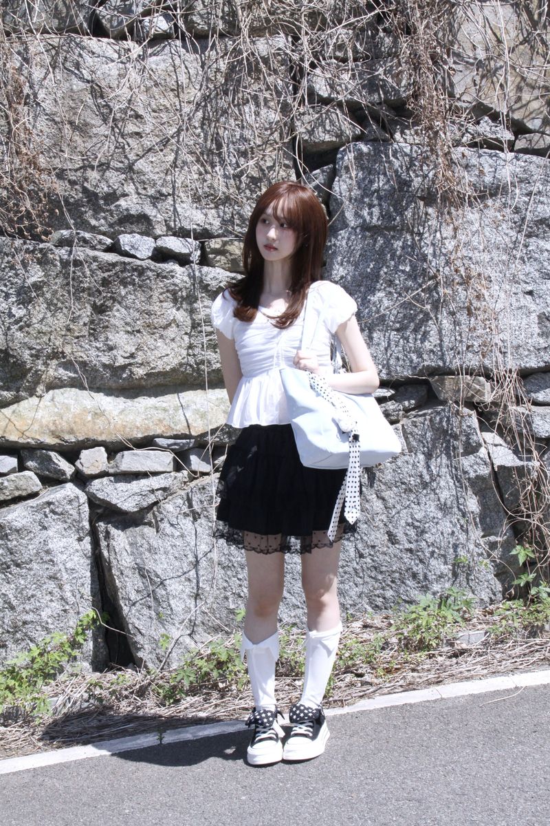 DOT FRILL CANG CANG MINI SKIRT (2COLOR)