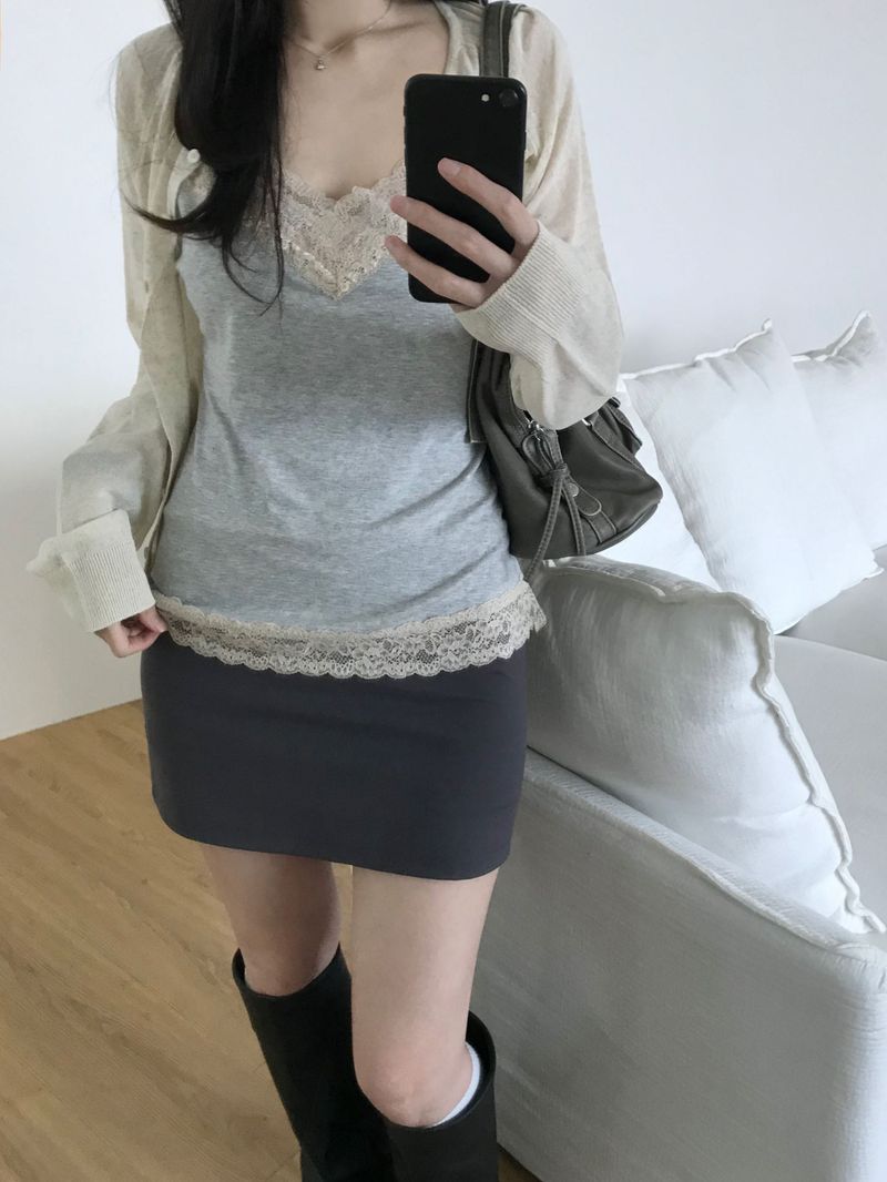Cindy Lace Sleeveless (one color)