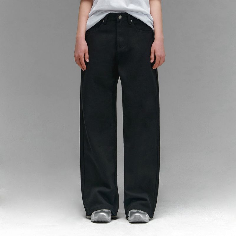 RANDOMOFF（ランダムオフ）の「BTB : COMFY JEANS [SHADOW BLACK] [UNISEX]（Pants）」