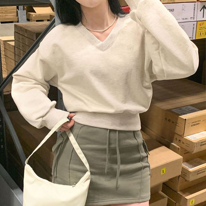 [Bellide made] Pastel V-neck cropped sweatshirt