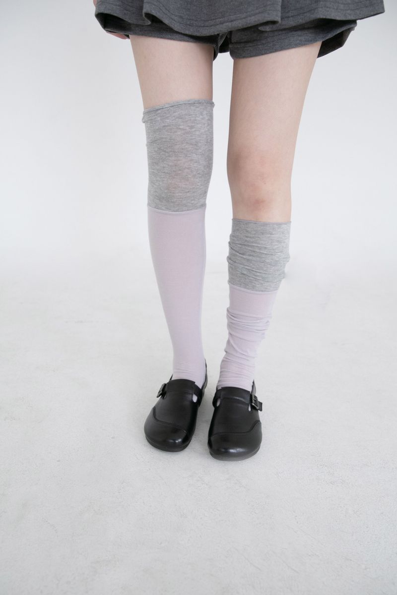omoosoohy（オムスヒ）の「カラーレイヤードライトニーソックス(3colors)（ファッション小物）」