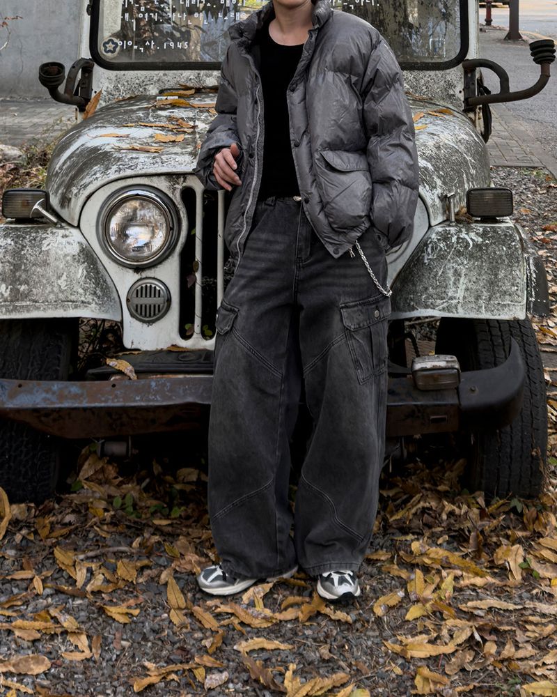 Curt Cut Cargo Wide Denim